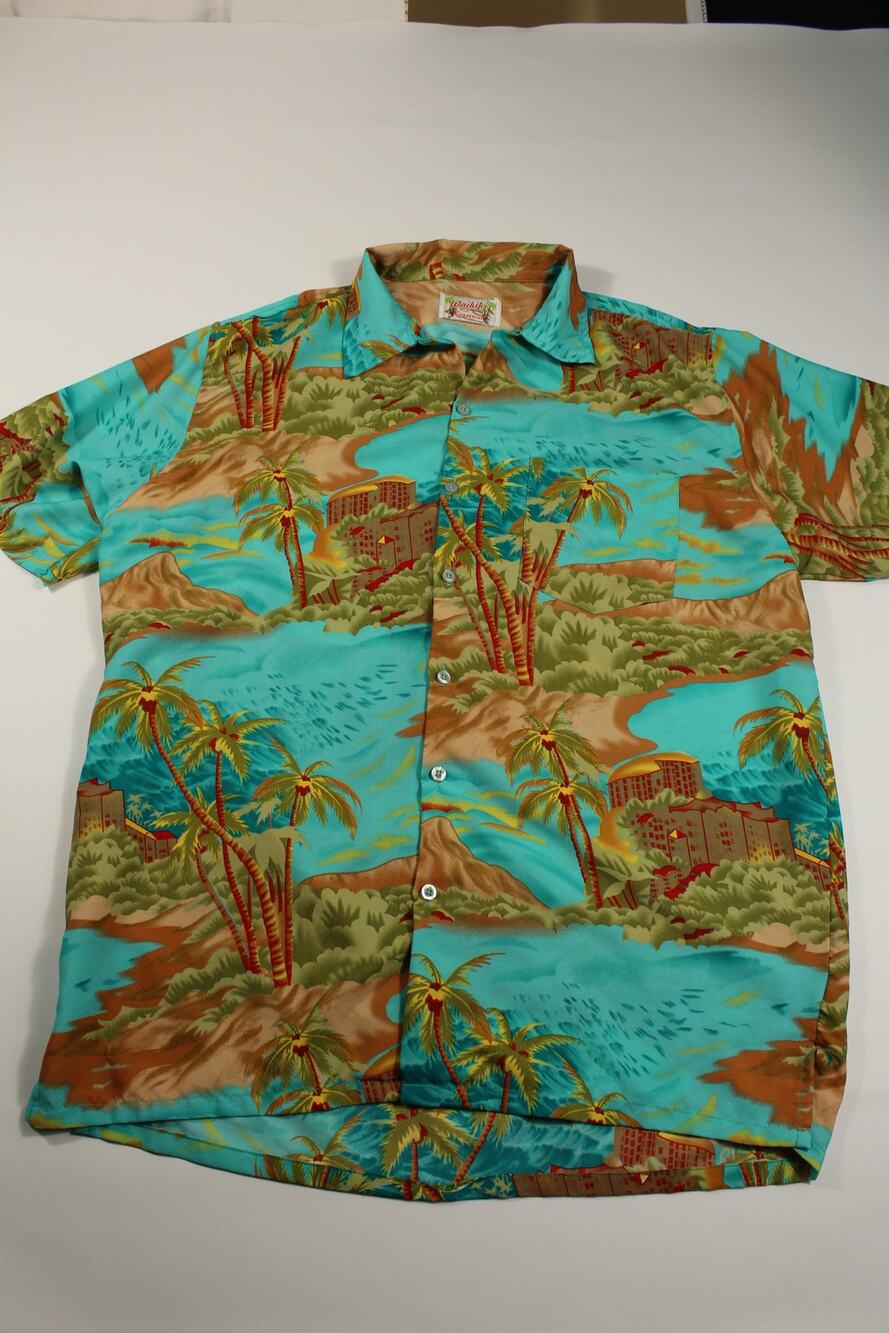 Vintage Waikiki Creations Hawaiian Shirt — Teal Scenic Resort Print, Size M